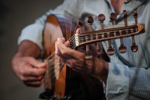 pawn shops for musical instruments Oud & Lute